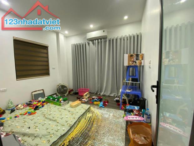GỌI NGAY ĐỂ SỞ HỮU NHÀ ĐẸP BẠCH MAI,HAI BÀ TRƯNG 40M2 5 TẦNG MẶT TIỀN KHỦNG 7.4M GIÁ CHỈ 9 - 4