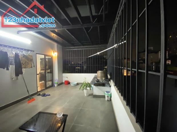 GỌI NGAY ĐỂ SỞ HỮU NHÀ ĐẸP BẠCH MAI,HAI BÀ TRƯNG 40M2 5 TẦNG MẶT TIỀN KHỦNG 7.4M GIÁ CHỈ 9 - 5
