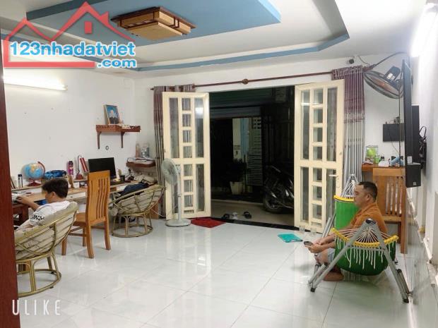 Cần bán nhà Thạnh Lộc- DT 4,6 x 12-2 TẦNG Giá 3ty52
