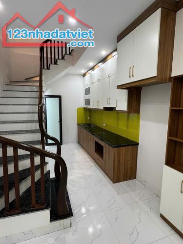 Bán nhà Quan Nhân - Nhà đẹp, gần chợ, tiện đầu tư - 40m² 6.55 tỷ - 1
