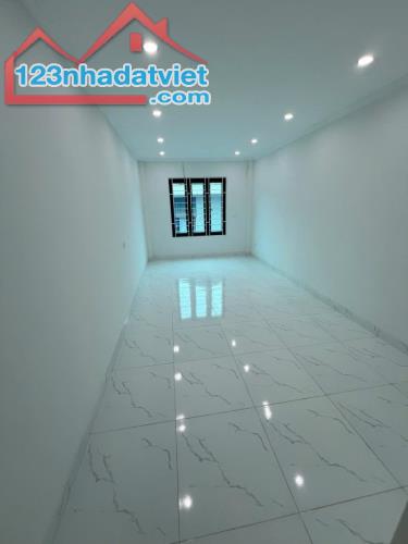Bán nhà Quan Nhân - Nhà đẹp, gần chợ, tiện đầu tư - 40m² 6.55 tỷ - 3