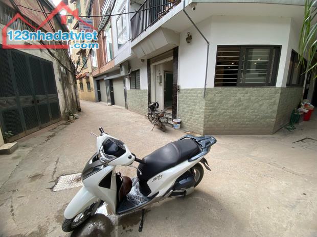 Nhà 5 tầng 55m2 - Ngõ thông Âu Cơ, Xuân Diệu - Thang máy 14 tỷ - 2