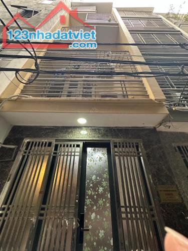 Bán Nhà! Lạc Long Quân,1 Nhà Ra NGõ Oto,ngõ Nông,DT: 35m2 x 5Tầng,Giá:9.2 tỷ Tây Hồ - 1