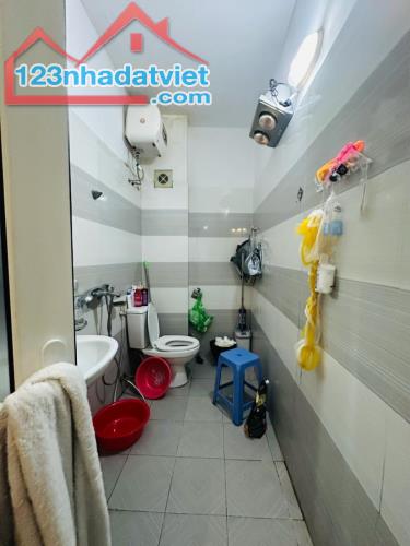 Bán Nhà! Lạc Long Quân,1 Nhà Ra NGõ Oto,ngõ Nông,DT: 35m2 x 5Tầng,Giá:9.2 tỷ Tây Hồ - 4