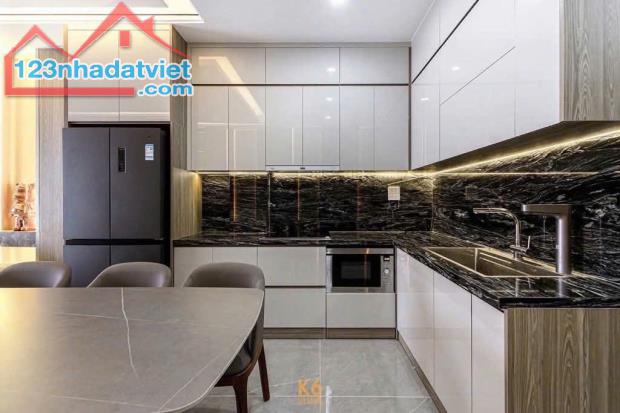 NHÀ ĐẸP PHỐ ĐÀM QUANG TRUNG - FULL NỘI THẤT /THANG MÁY - Ô TÔ 7 CHỖ NGỦ TRONG NHÀ - S=35M2 - 1