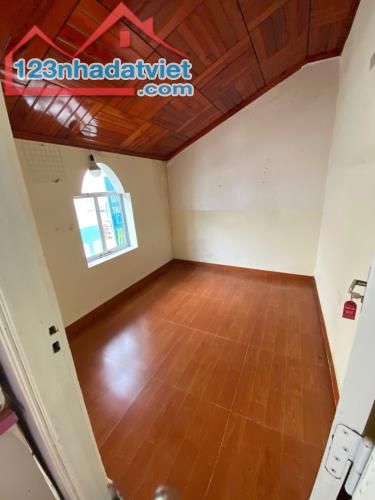 Bán nhà 4 tầng 2 mặt tiền đường tại Lý Nam Đế P8. - 3