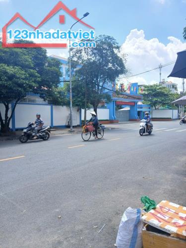 Bán Gấp Nhà mặt tiền Hoa Bằng Tân Sơn Nhì Tân Phú 76m2-2 Tầng 12 tỷ