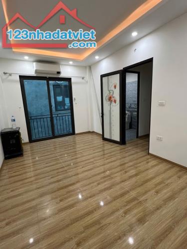 Bấn gấp siêu phẩm nhà Lô góc- Nam Từ Liêm  40m2 – 5 tầng – 5 tỷ