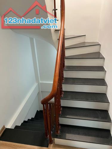 Bấn gấp siêu phẩm nhà Lô góc- Nam Từ Liêm  40m2 – 5 tầng – 5 tỷ - 1