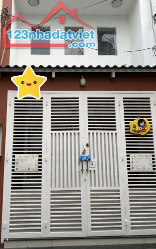 **Bán nhà 4 tầng đường Phạm Văn Hai** p3, quận Tân Bình; (4*11,5), 7,4 tỷ