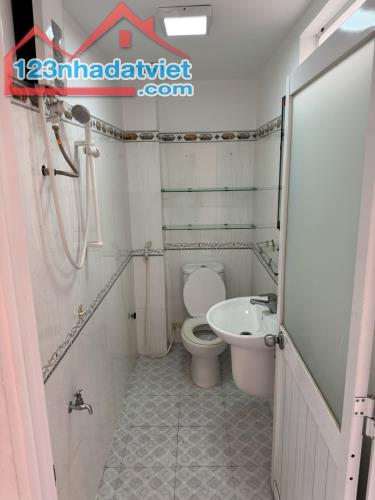 **Bán nhà 4 tầng đường Phạm Văn Hai** p3, quận Tân Bình; (4*11,5), 7,4 tỷ - 3