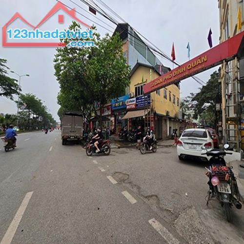 Bán đất tặng nhà Đình Quán - Bắc Từ Liêm 70m2 chỉ nhỉnh 9 tỷ