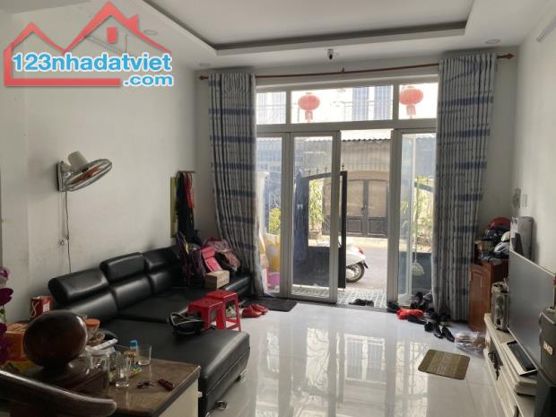 Bán nhà 4 tầng, 4PN, Hà Huy Giáp, Q12 giáp Gò Vấp, xe hơi tránh, chỉ 6,7 tỷ. - 2
