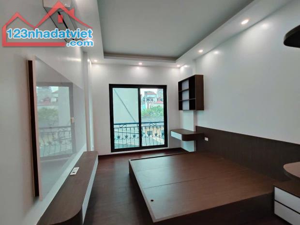🔥 BÁN NHÀ NGÕ 136 TRIỀU KHÚC – 39M² × 4 TẦNG – 4 NGỦ – GIÁ CHỈ 5.8 TỶ 🔥 - 1