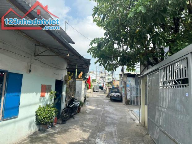 Nhà Cấp 4 - Hẻm xe hơi -Trung Mỹ Tây – Q12 - Ngay Chợ  - 4.3x19m  - Giá 3.999 Tỷ - 4