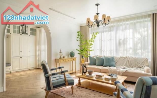 Biệt Thự Vườn 150m² View Hồ Tây – Gần Khách Sạn Intercontinental – Giá Chỉ 45 Tỷ!