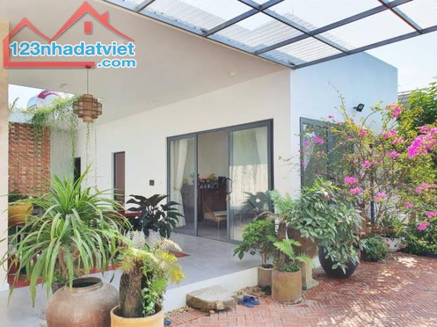 Cực Hiếm! Nhà Đẹp 140m² – Gần Hồ Tây – Sân Vườn – Giá Chỉ 43.5 Tỷ - 1