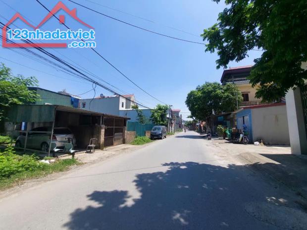 Đất đẹp lung linh ở Dục Tú Đông anh. 120m2 9,5 Tỷ