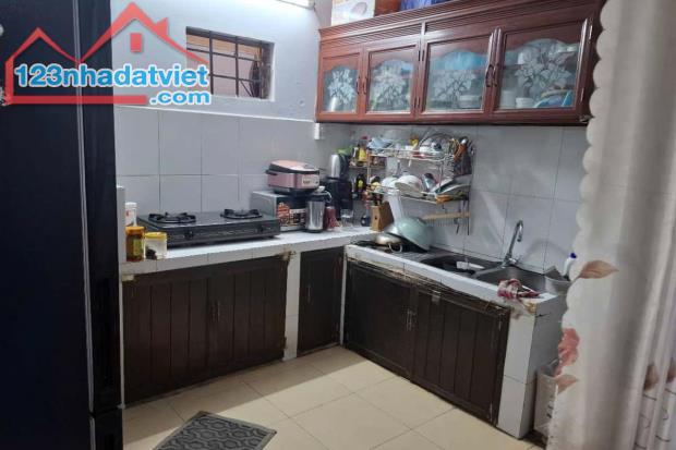Bán nhà hẻm 3m, Nguyễn Sỹ Sách, Tân Bình, 66 m² (6m x 10m) - Giá 3.15 tỷ TL - 2