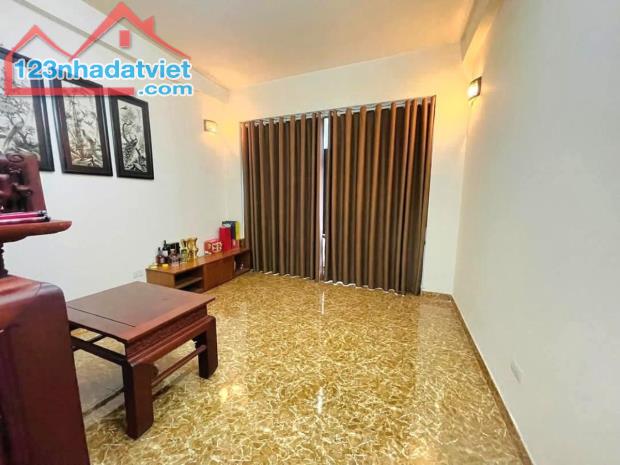 Bán gấp nhà phân lô ngõ Thái Thịnh, Đống Đa, ô tô đỗ cửa, 4 tầng 48m2, 12 tỷ - 2