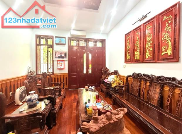 BÁN NHÀ ĐẸP PHÂN LÔ Ô TÔ VÀO NHÀ PHỐ PHÙNG CHÍ KIÊN - 80M2 - 6 TẦNG - 4.5M MẶT TIỀN