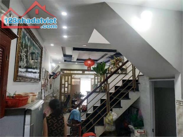 Bán nhà Gò Vấp , hẻm xe hơi Nguyễn Văn Khối, 52M² x 2 tầng , 2Pn, nhỉnh 5 tỷ - 2