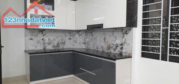 SIÊU PHẨM 3 MẶT THOÁNG - NHÀ ĐẸP CHẮC CHẮN -  SÁT MẶT PHỐ  -  BÁT KHỐI - 1