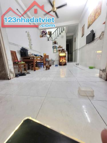 🌺 Nhà 3 tầng mặt tiền thụt Hẻm 7m,đường THẠNH XUÂN 21, phường THẠNH XUÂN, Q12, DT 80m2(4m