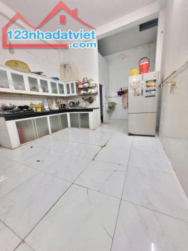 🌺 Nhà 3 tầng mặt tiền thụt Hẻm 7m,đường THẠNH XUÂN 21, phường THẠNH XUÂN, Q12, DT 80m2(4m - 2