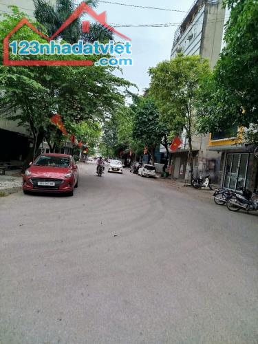 BÁN NHÀ PHỐ BA LA HÀ ĐÔNG_PHÂN LÔ ĐẤU GIÁ_BÁN ĐẤT TẶNG NHÀ 3 TẦNG MỚI_GẦN ĐƯỜNG VÀNH ĐAI 4 - 4