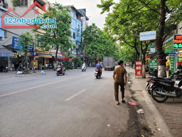Bán Nhà Mặt Phố Dương Văn Bé 61m2, 4 Tầng. Oto Tránh, Vỉa Hè 19.5 Tỷ - 1
