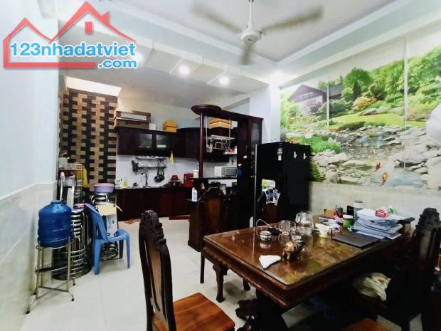 TÂN SƠN NHÌ - ĐƯỜNG 8M THÔNG - VIEW CÔNG VIÊN - 72M  - 4 TẦNG - 4PN GIÁ 9 - 1