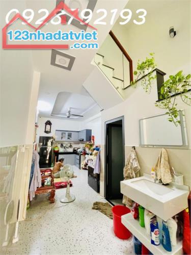 BÁN NHÀ HXH 3 TẦNG 4PN, 39M2, NGAY NGUYỄN HỮU TIẾN, TÂY THẠNH, TÂN PHÚ - 5.7 TỶ, SỔ HỒNG - 3