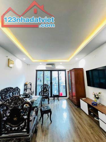 Bán nhà Trịnh Đình Cửu, Hoàng Mai. 31m2 x 6 Tầng. LÔ GÓC. Ô TÔ. 1 NHÀ RA PHỐ. Hơn 8 Tỷ. - 3