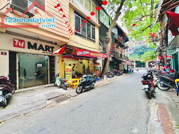 Mặt Phố - Kinh Doanh - Ô Tô - Phan Phù Tiên - DĐa- Dt :17m2/5tầng*nhỉnh 8 tỷ - 4