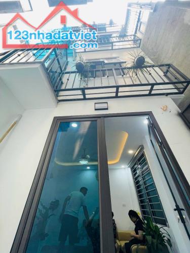 Bán nhà phố Bạch Mai - ngõ thông thẳng tắp , khu phân lô dt 24M giá 4.8 tỷ SĐ riêng chính