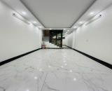Cho thuê nhà có thang máy Phố Nguyễn Lân, 40m2, 5 tầng, 8 ngủ, 16 Triệu làm VP, Trung tâm