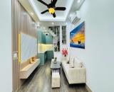 BÁN NHÀ ĐẸP NGUYỄN VĂN CỪ – 40M² NHỈNH 6 TỶ – Ô TÔ ĐỖ CỔNG ,10M Ô TÔ TRÁNH