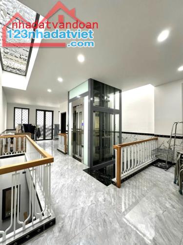 CƠ HỘI HIẾM! NHÀ ĐẸP HẺM PHAN SÀO NAM, P.11, TÂN BÌNH, THANG MÁY TRONG NHÀ - CHỈ 22 TỶ - 2