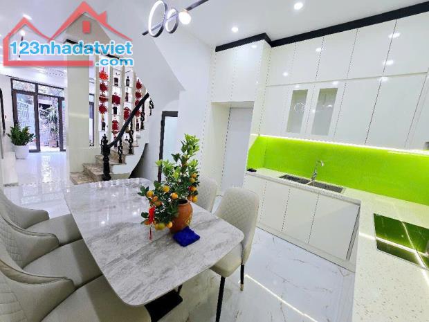 CĂN NHÀ CÓ LINH – ĐẶT CHÂN VÀO THẤY TĨNH, Ở RỒI MỚI BIẾT ĐÂY LÀ LỘC TRỜI BAN 168 KIM - 3