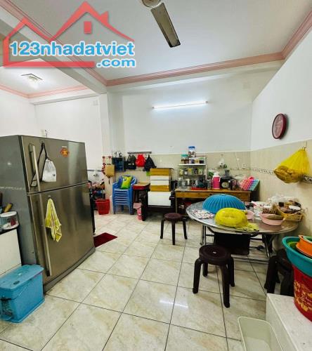 Bán nhà HXH Trường Chinh, P14, Tân Bình, 75m2, 3 tầng, ngang 5,4m, giá rẻ - 1