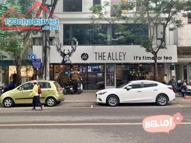 Cho thuê nhà mặt phố HUỲNH THÚC KHÁNG- Mặt tiền 8m- Diện tích 200m2 x 5 tầng- thang máy
