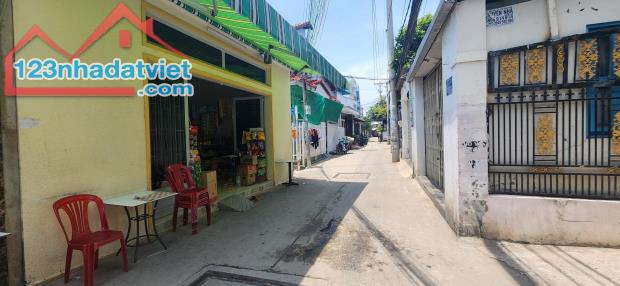 Bán nhà gần đường Huỳnh Tấn Phát Nhà Bè 2 tầng đường 5m 5,3 tỷ