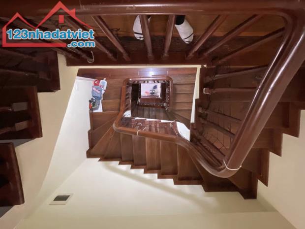 NÓNG, DÂN XÂY -NGÕ THÔNG RỘNG- GẦN PHỐ , TRUNG TÂM BA ĐÌNH      Dt 50m x 4t mt 4m giá 12.5 - 4