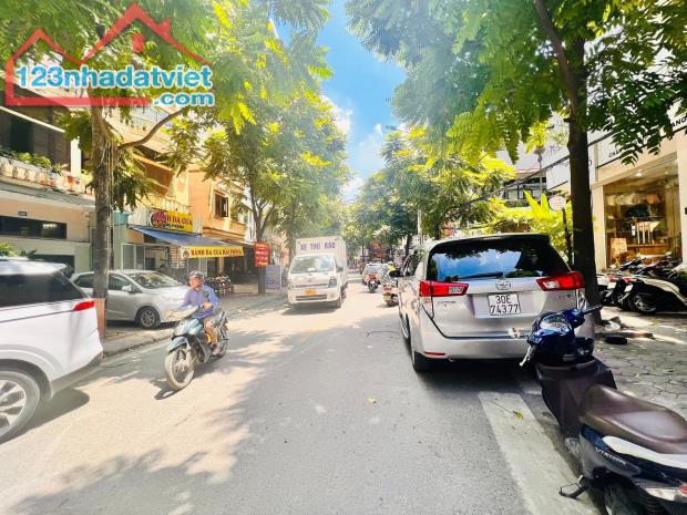 Bán Nhà Khu Phân Lô Linh Lang Đào Tấn Vỉa Hè Kinh Doanh Giá 27.1 tỷ