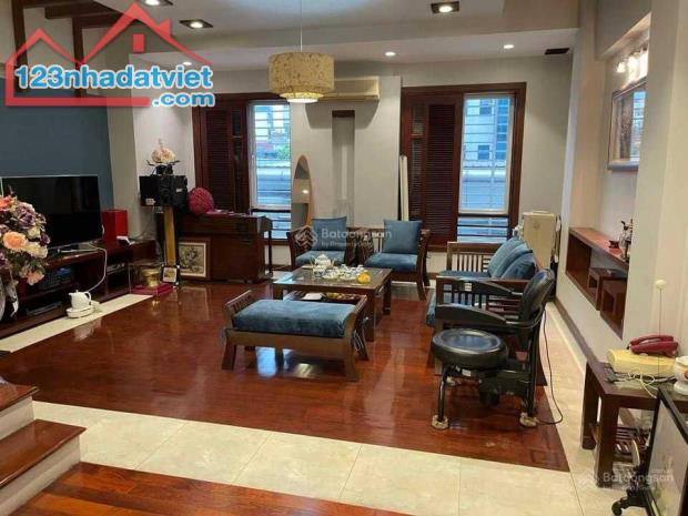 Bán Nhà Khu Phân Lô Linh Lang Đào Tấn Vỉa Hè Kinh Doanh Giá 27.1 tỷ - 2