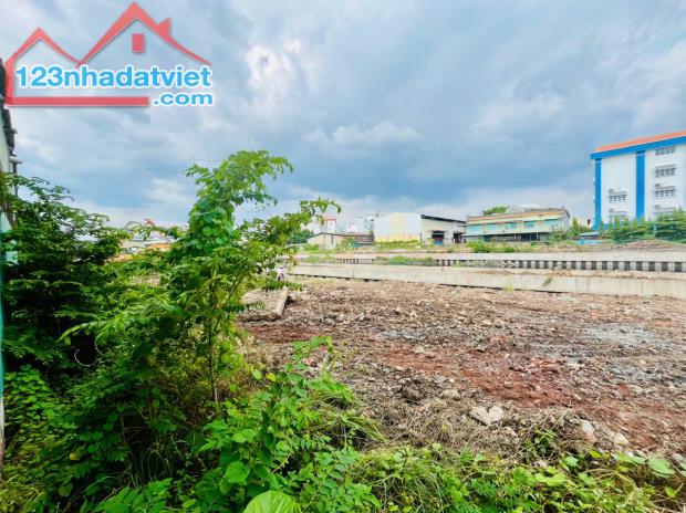Bán khu đất vàng 3.551m2 hai mặt tiền cực hiếm còn sót lại tại - 1