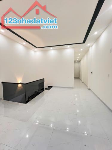 BÁN NHÀ CHÍNH CHỦ ĐẸP NHƯ HÌNH. GẦN BỆNH VIỆN DA LIỄU - 2