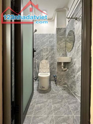 NHÀ ĐẸP 4 TẦNG – DÒNG TIỀN 50 TRIỆU/THÁNG – NGUYỄN THỊ THẬP, QUẬN 7 – 50M2- CHỈ NH - 2