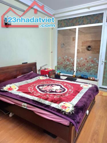 BÁN NHÀ NGUYỄN HỮU THỌ, HOÀNG MAI, PHÂN LÔ , Ô TÔ VÀO NHÀ, VỈA HÈ  RỘNG, 47M2, 14.5 - 3